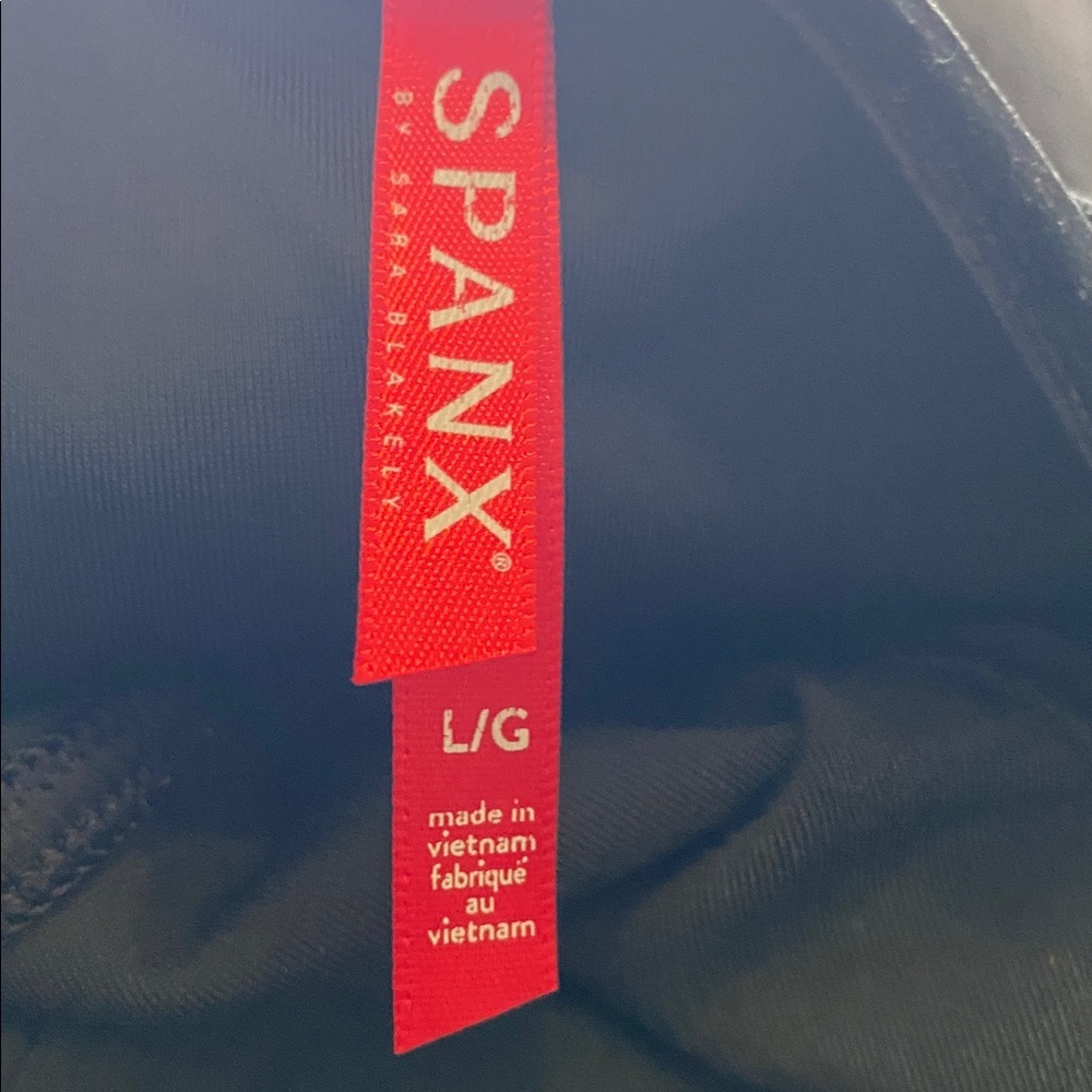 SPANX Very Black Classic High-Waist Velvet Leggings Large - Picture 10 of 12